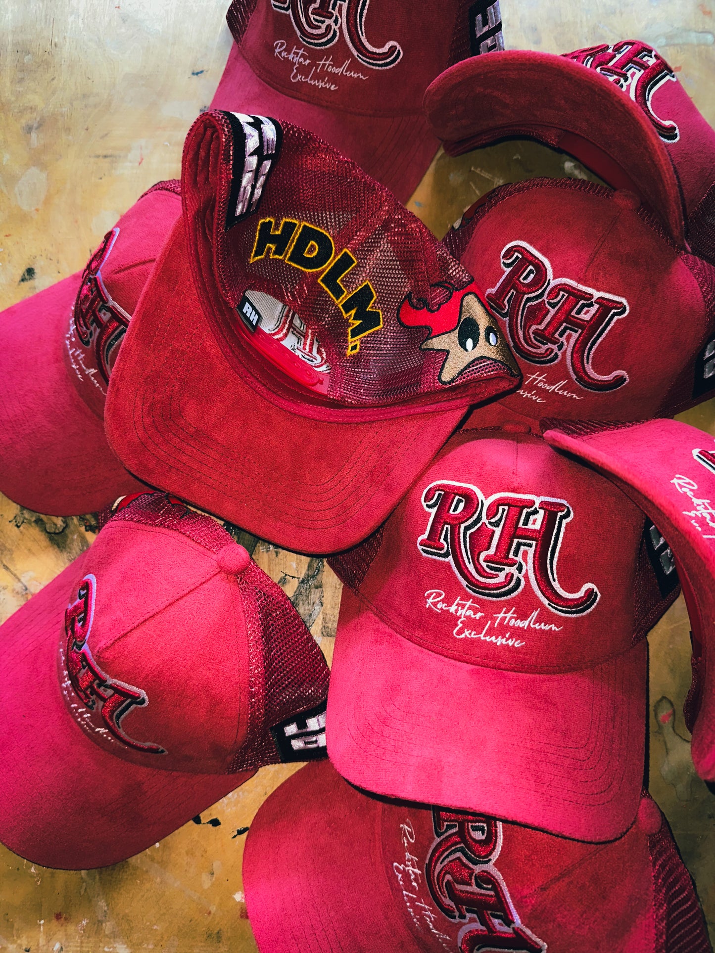 PSYCHO STARZ TRUCKER HAT - RED