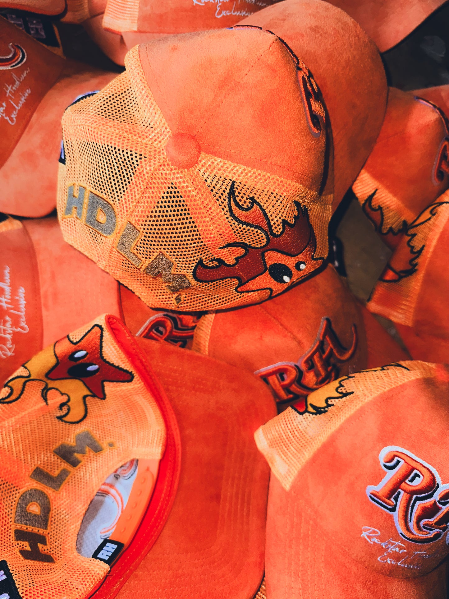 PSYCHO STARZ TRUCKER HAT - ORANGE