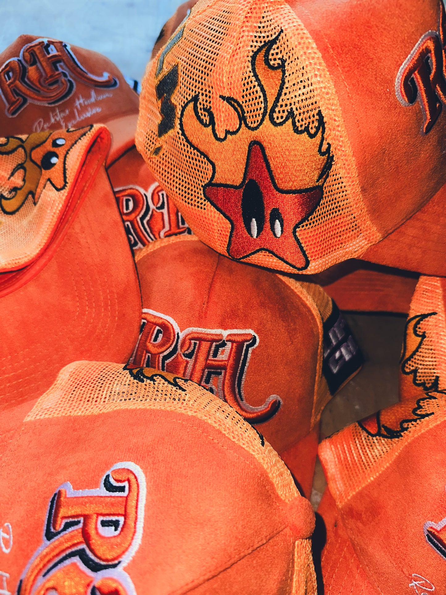 PSYCHO STARZ TRUCKER HAT - ORANGE